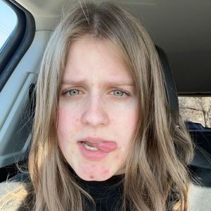 Meet your Posher, Carissa